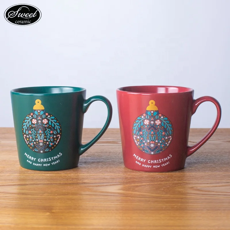 Wholesale Christmas Creative Custom 350 ml Red Green Porcelain Promotional Colorful Ceramic Coffee Mug