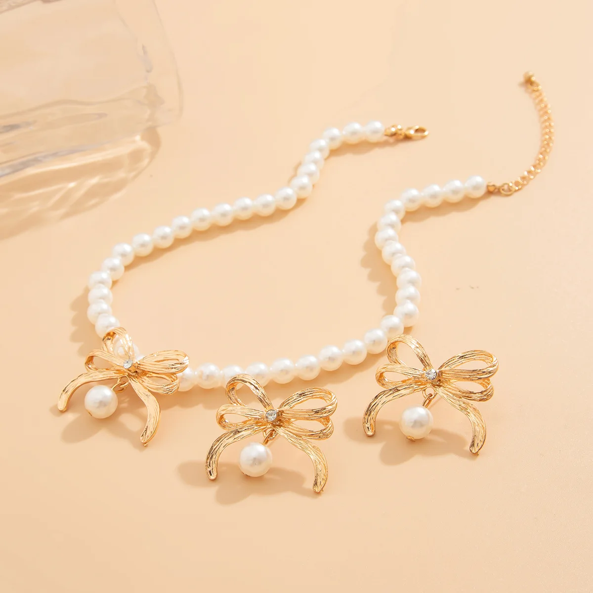 Elegent Pearl Beaded Alloy Bow Necklace Earrings Set Women Statement Fashion Jewelry Set Party Accessories