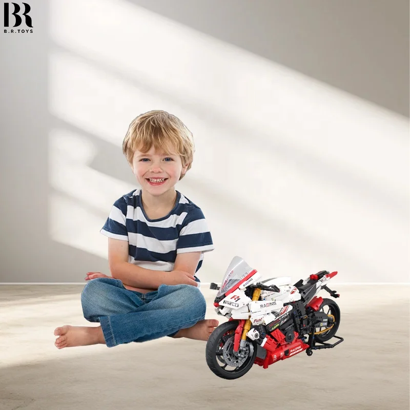 Intelligent DIY Plastic Educational Block Toys motorcycle building blocks for Kids Construction Car 2527pcs