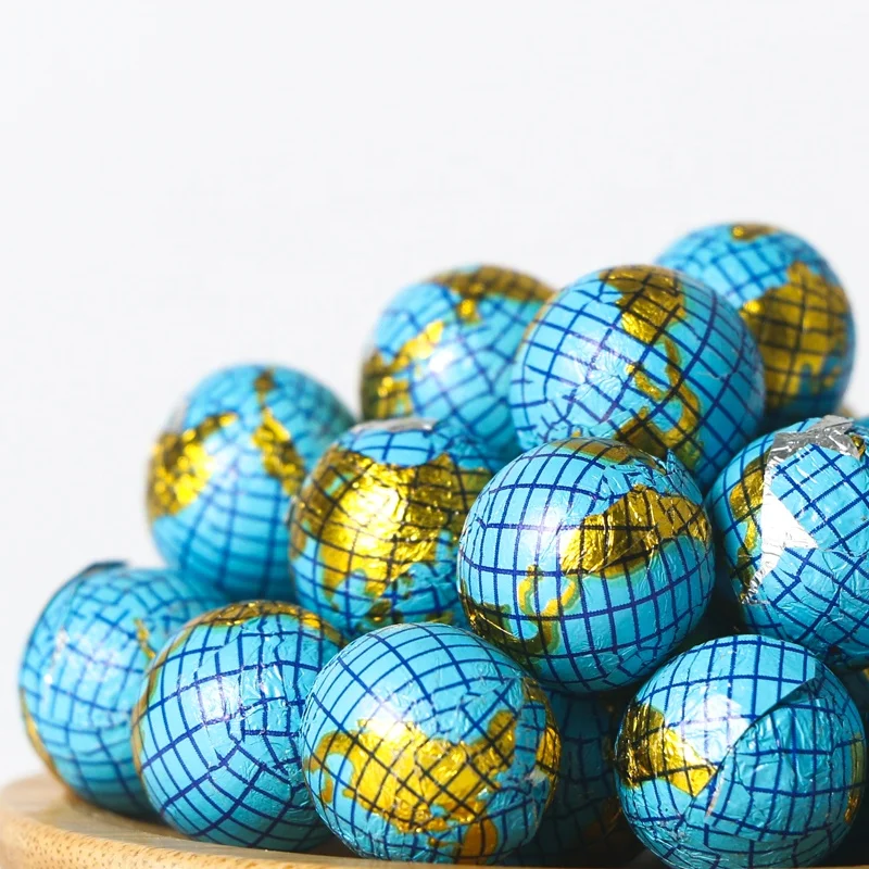 wholesale Colorful Funny Earth Shape Chocolate Ball Shaped Christmas gift essentials Snacks Earth Choco Ball Candy