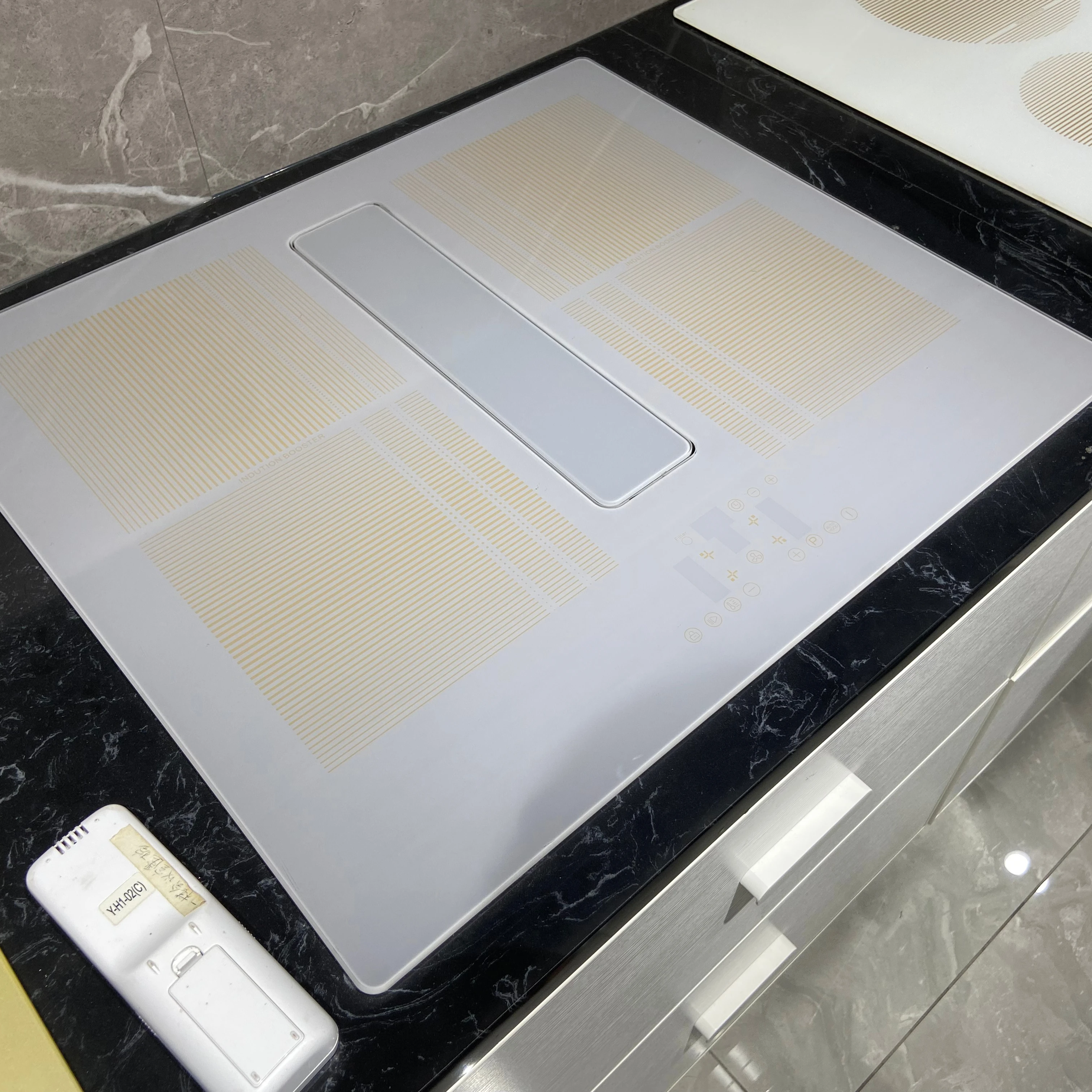 Built-in tempered glass downdraft range hood with 4 burners Induction cooker