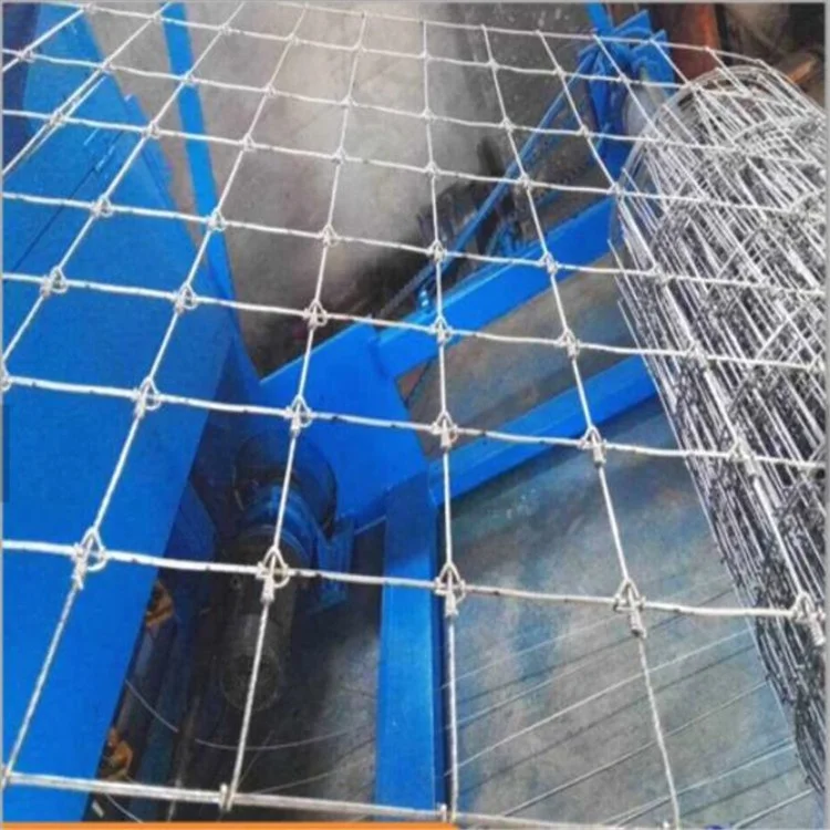 Low Price wholesale horse and goat fencing field fence farm simple soccer field fence