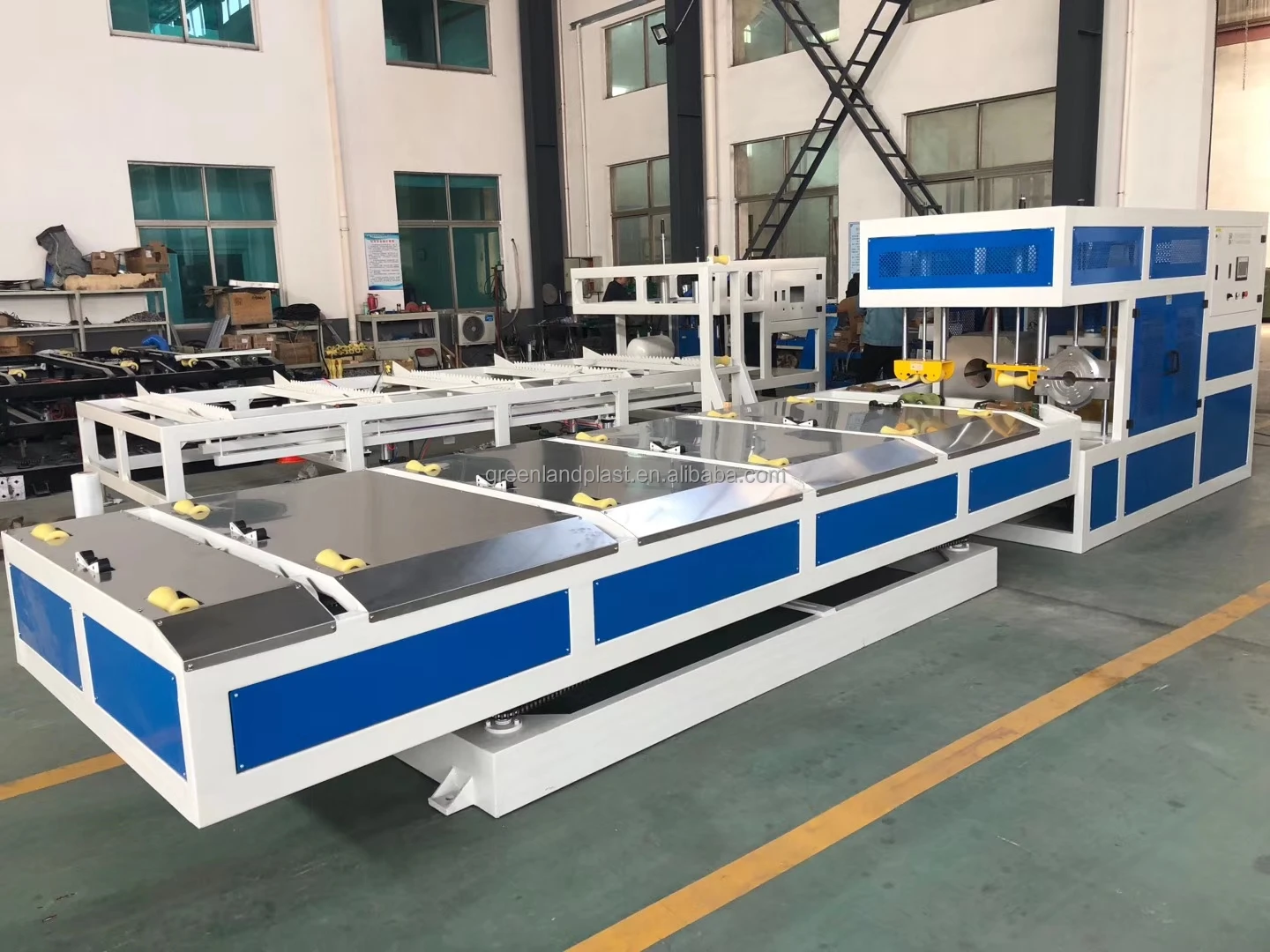 Greenlandplast, автоматическая машина для склеивания труб из ПВХ