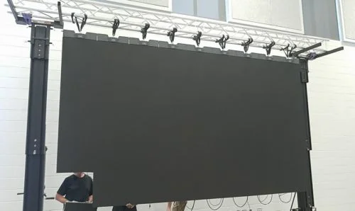 High Resolution LED Video Wall Panel Full Color Video LED Display Screen with  4x3 complete system plug and play