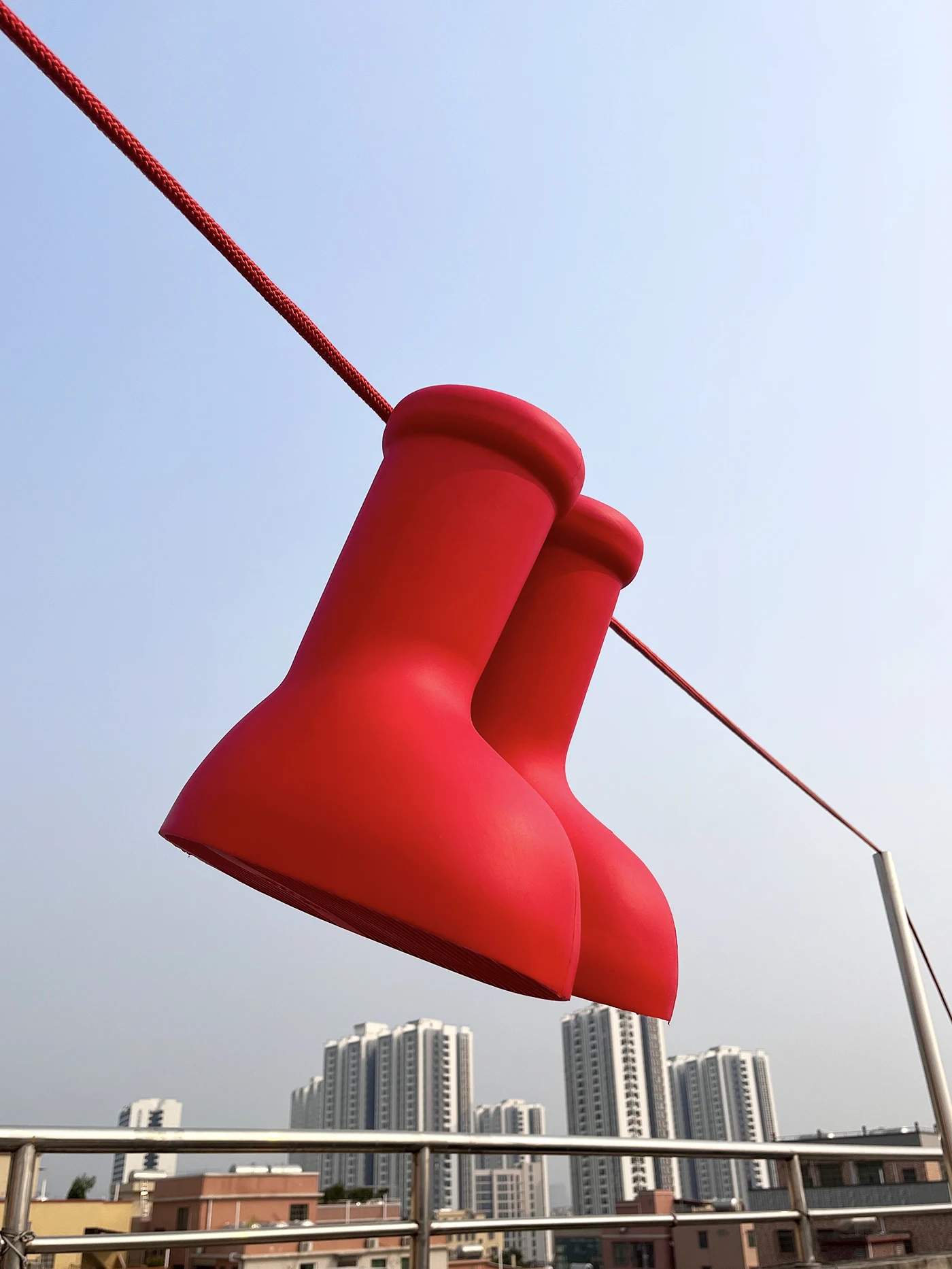 Wholesale factory manufacturer  big red boots made in China