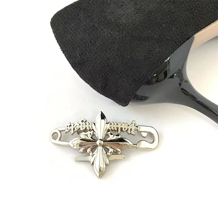 Manufacturers wholesale and customize metal clip decorative accessories on high-quality shoe buckles
