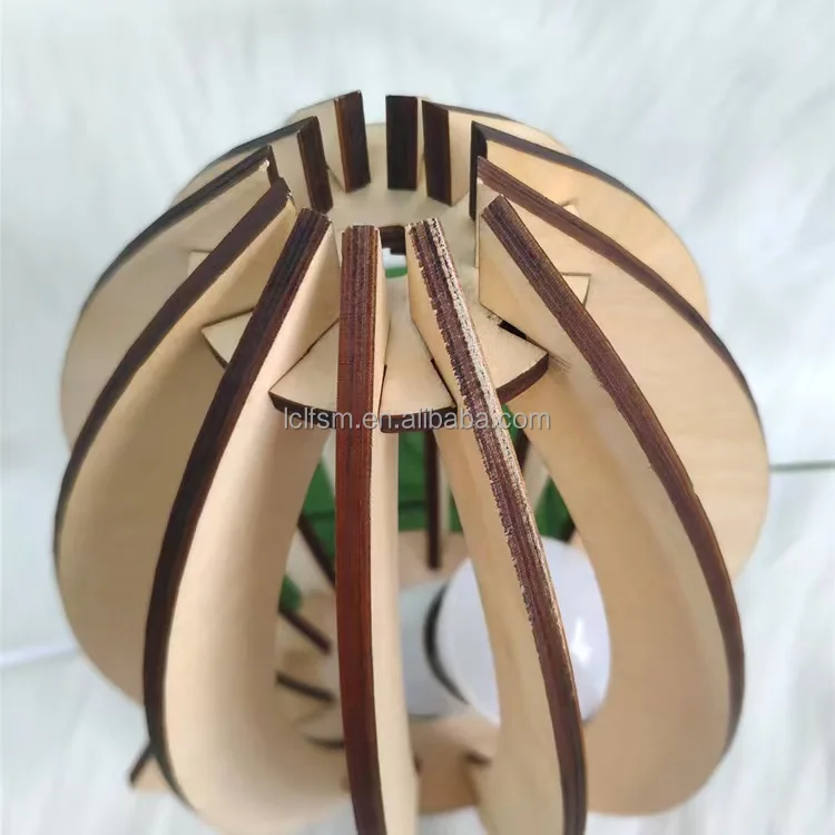 Cut and splice style wooden European rocket style home decoration lamps and lanterns wooden crafts