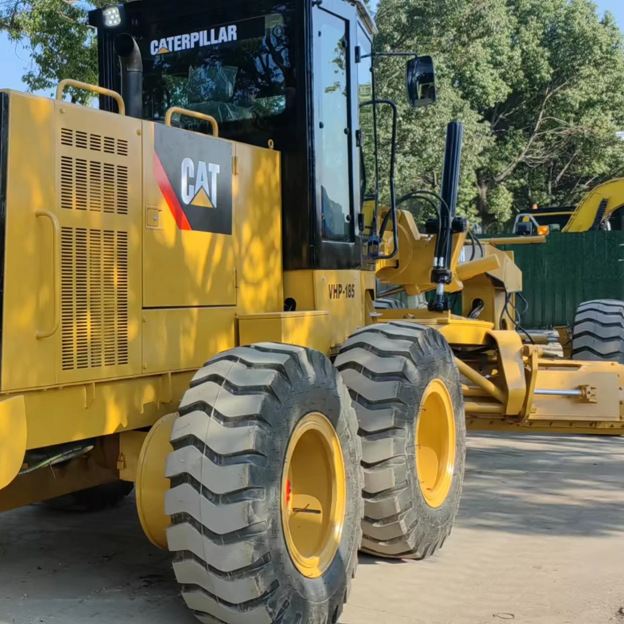 Used Construction Machinery Wheel-Drive Tractor Cheap Used CAT140H Motor Grader in Stock with Better Quality for sale