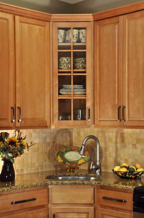 Foshan American style modern kitchen cabinet supplier
