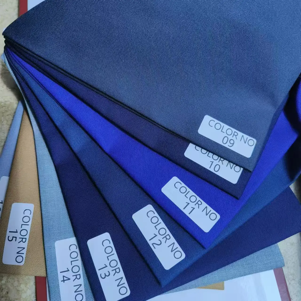 factory bulk produce high quality 80/20 tr bleach fabric t/r suiting fabric 65/35 tr shirting fabric for men women