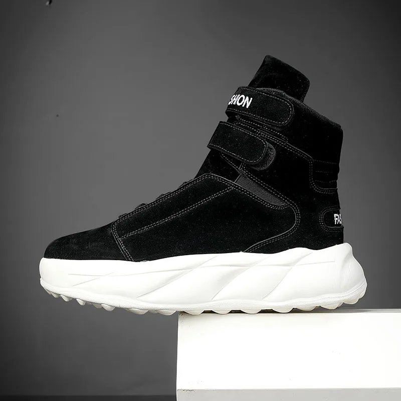 Hot Sale Men Skateboard Shoes Fashion Red Leather Sneakers Men Designer Shoes Comfortable High Top Mens Trainers Shoes