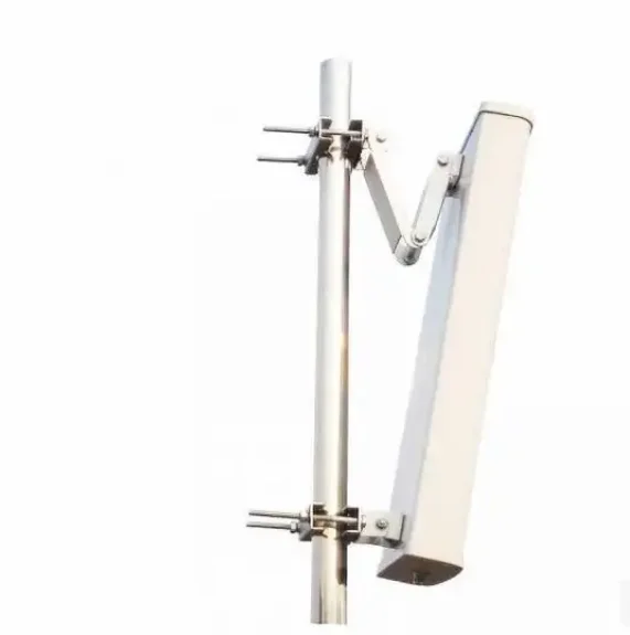 Outdoor 1710~2690MHz*3 Triple Beam 30° 21.5dBi 2°-10° Integrated and replaceable RCU Antenna base station antenna for DAS IBS