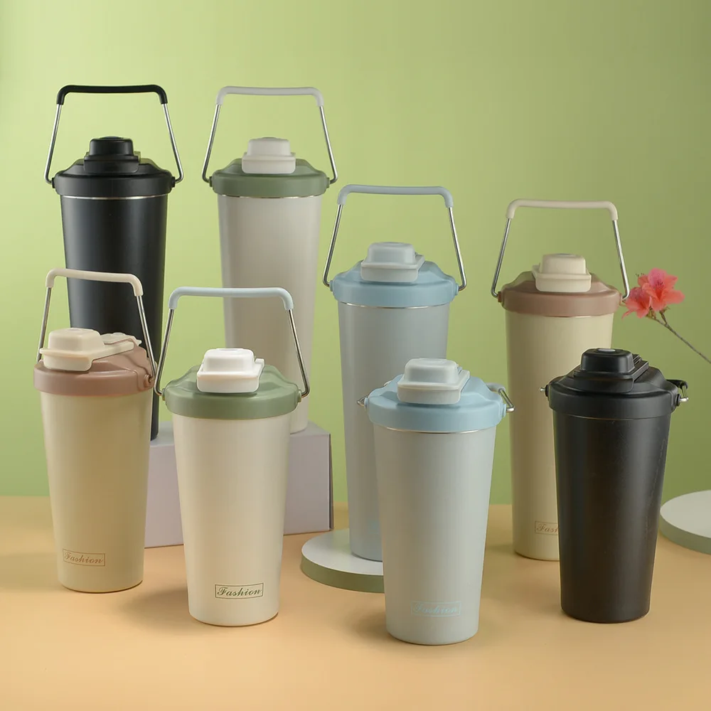Large capacity 304 stainless steel handheld coffee cup Double-Wall Glass Mugs with Lid Straw for Water Wine