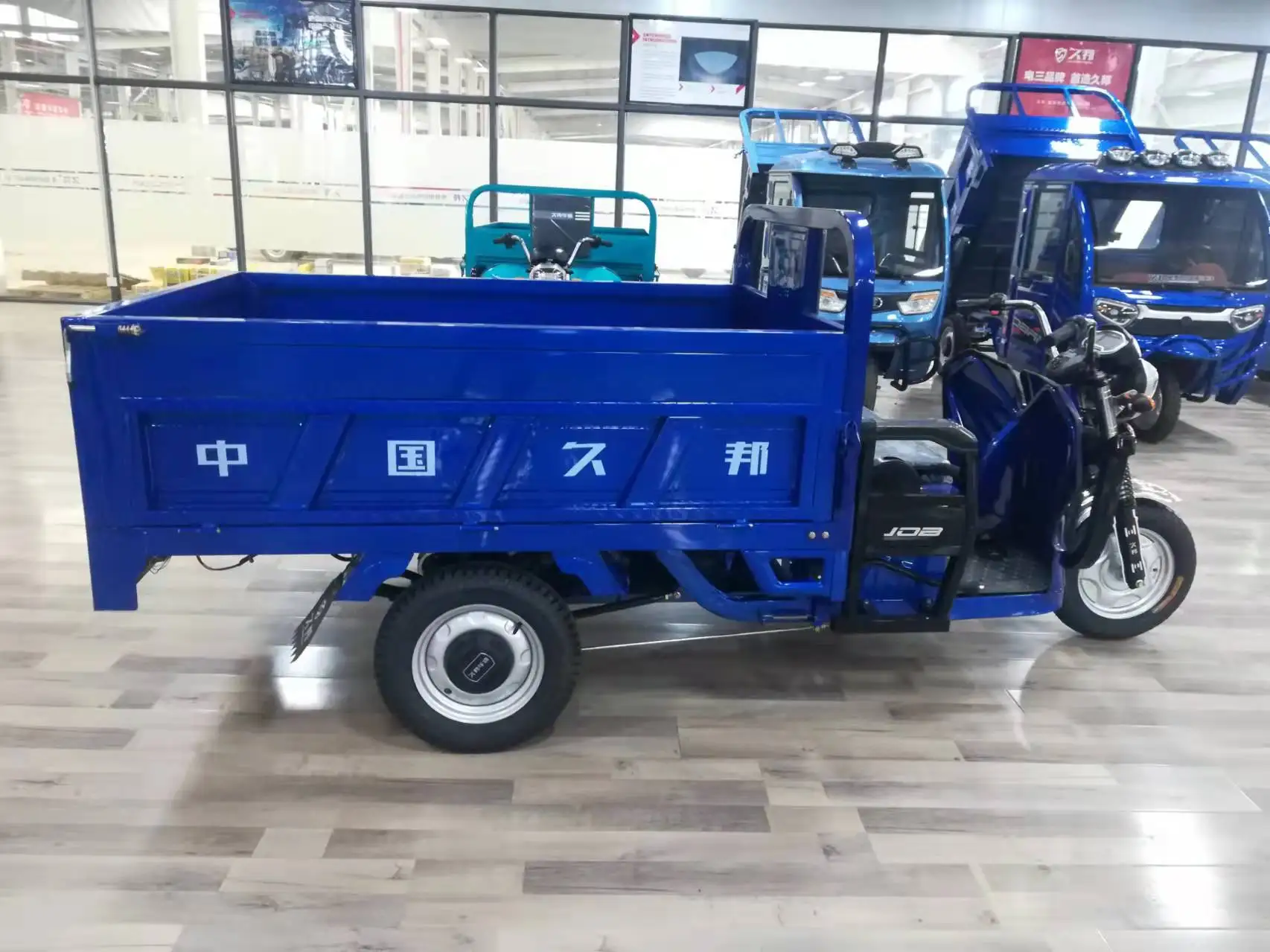 China Professional Manufacture 60v 1200w Popular Style Cargo Tricycles Parts For Sale