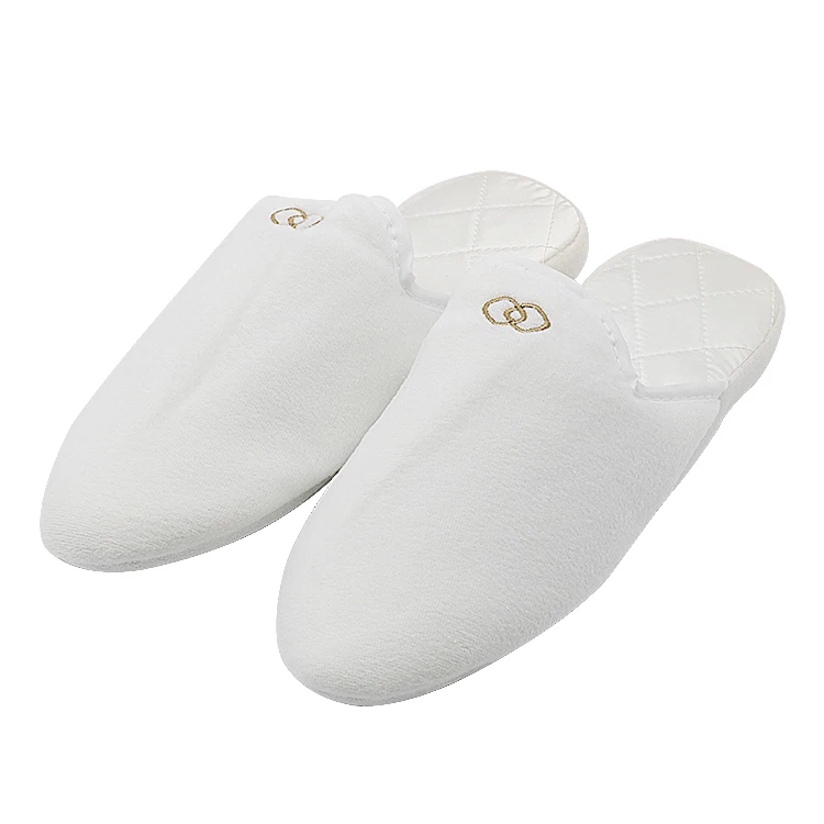 S&J Disposable Guestroom Slippers Portable Closed Toe SPA Slippers Customized Hotel Slippers Winter Seasons