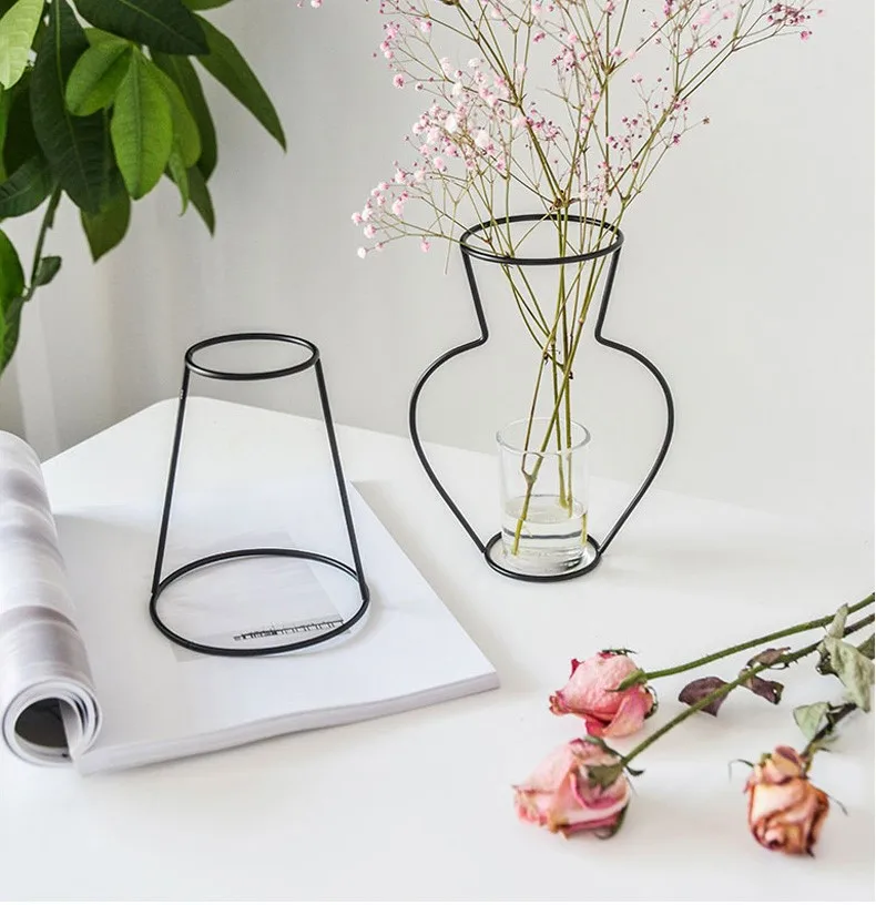 Handmade Nordic minimalist art table decoration black metal plant holder contour decor silhouette wire iron line vase for flower