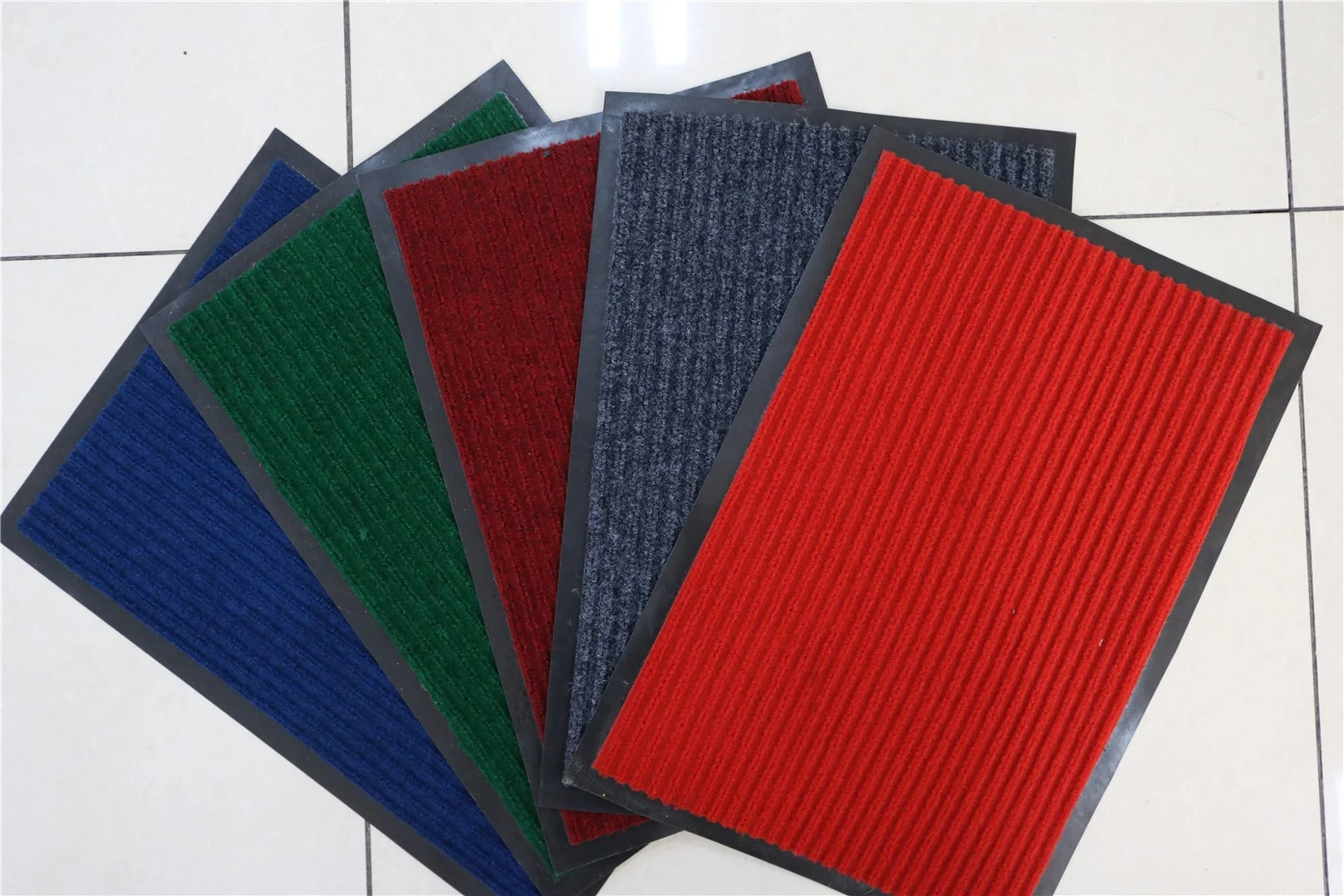 High Quality Low Price Red Carpet Wedding Runner Hall Carpet Polyester Ribbed Doormat Rolls Floor Mat