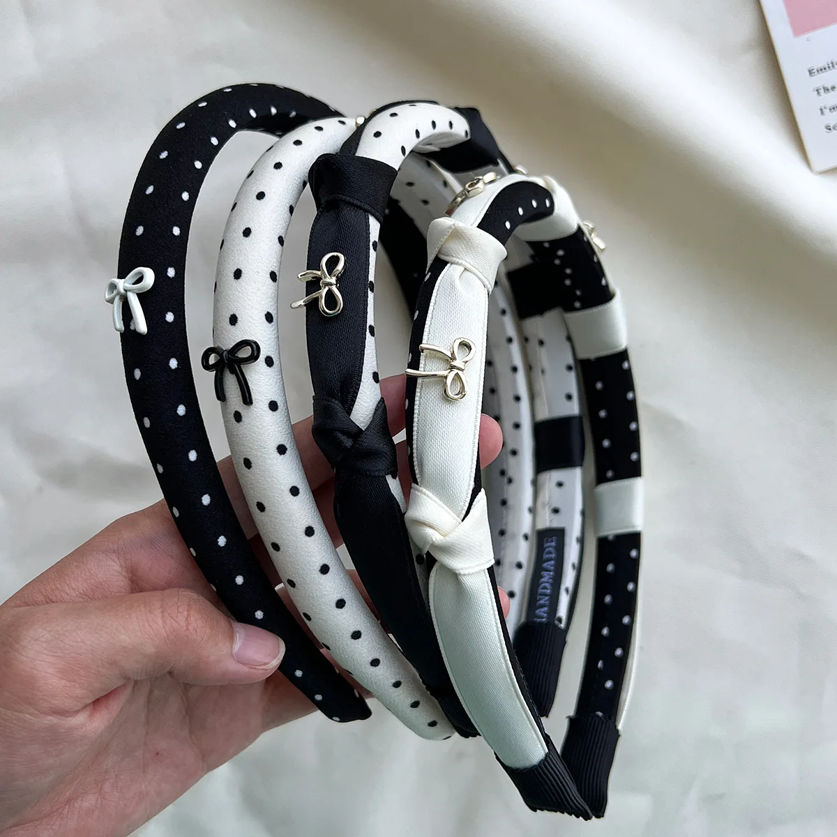 Vintage black and white polka dot fabric headband Fashion bow Ribbon Ladies personality High quality hair accessories