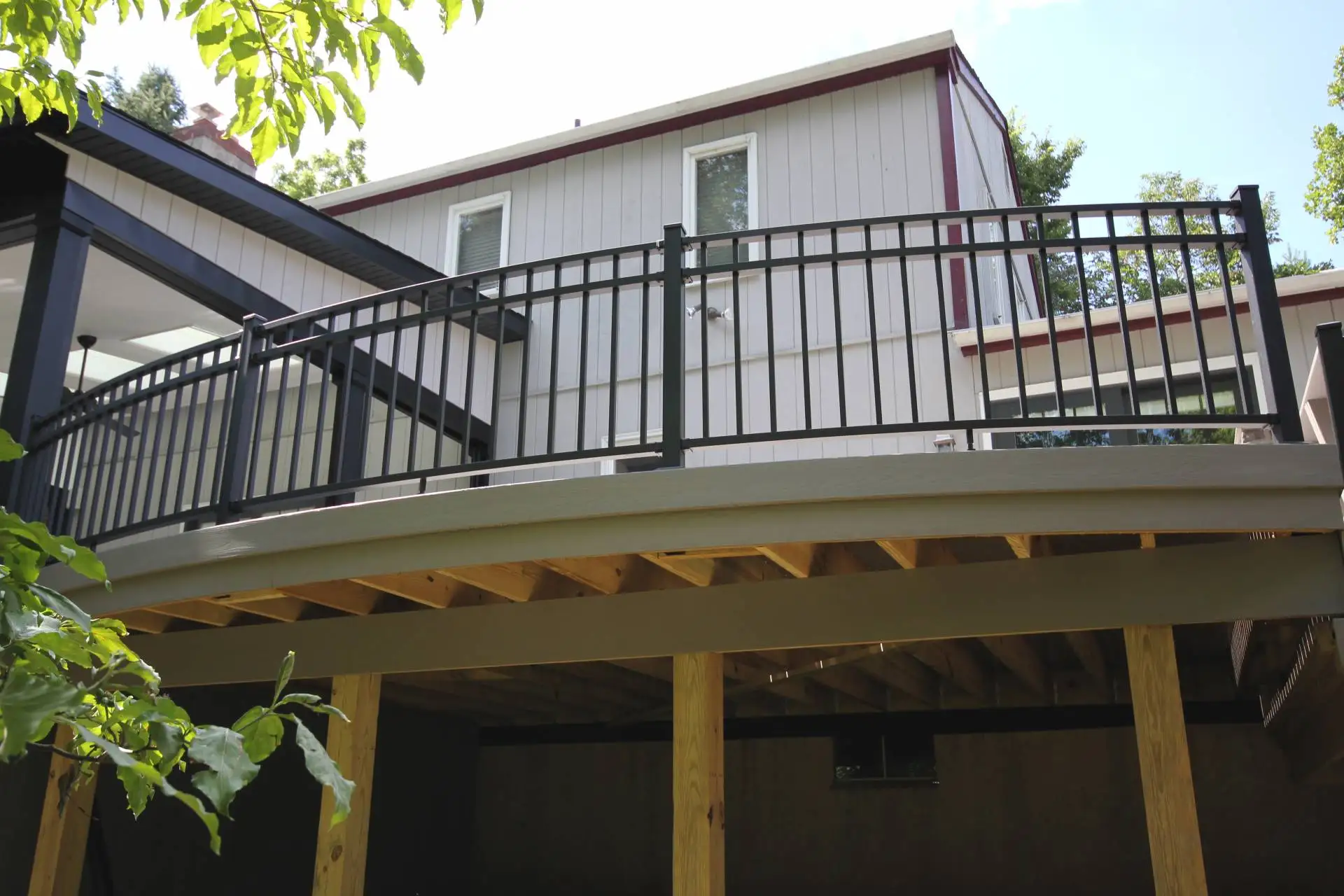  Chinese Factory Wholesale Price Black Aluminium Railing