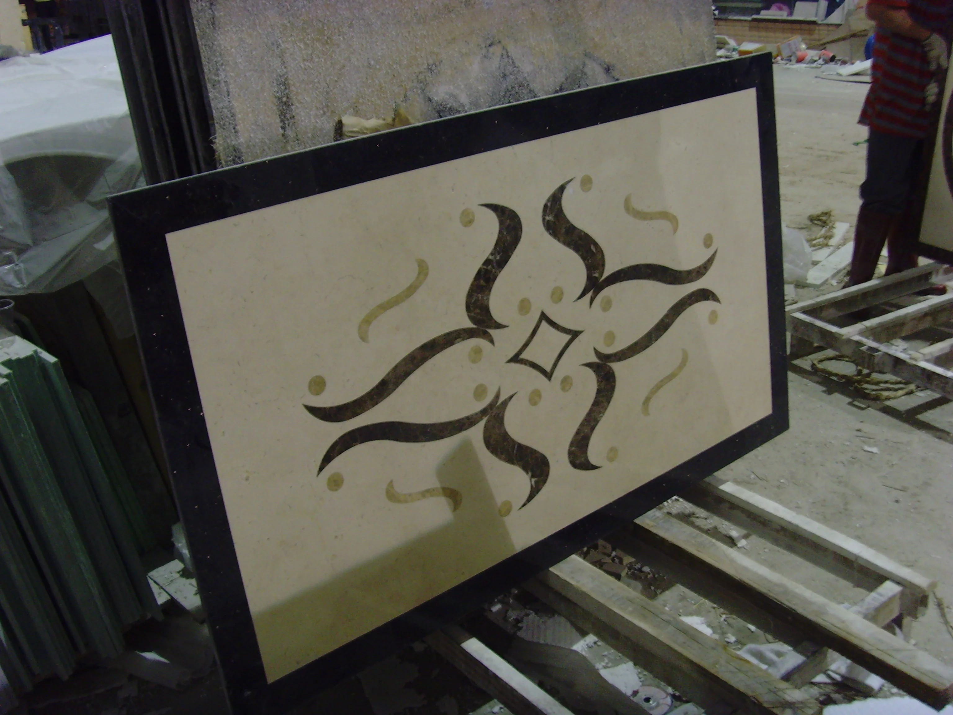 Modern Flower Pattern Mosaic Tile Multi Color Natural Stone Medallions Hotel Lobby