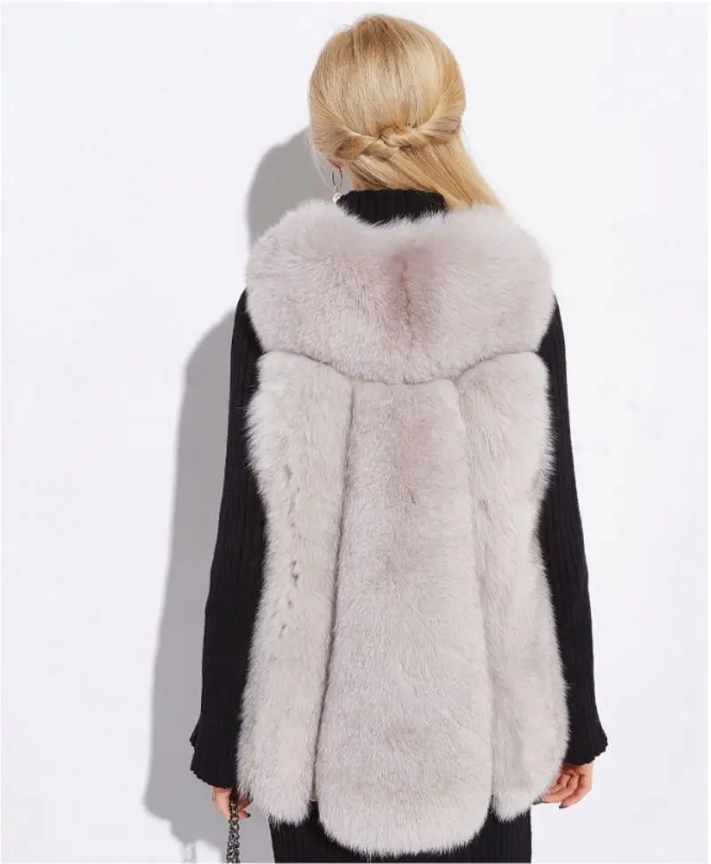 Fashionable Premium Luxury Honourable ladies Elegant Classic warm winter fox 2020 fur vests