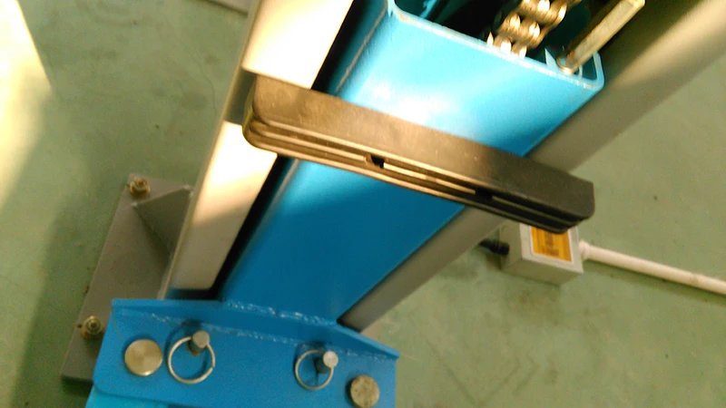 2 Pole Electric Lock 4Ton Home Garage Car Lift