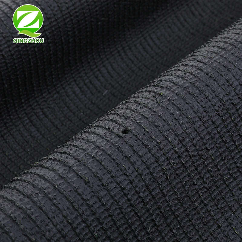 QINGZHOU synthetic mini football turf grass carpet non infill soccer field football carpet artificial grass for rooftop