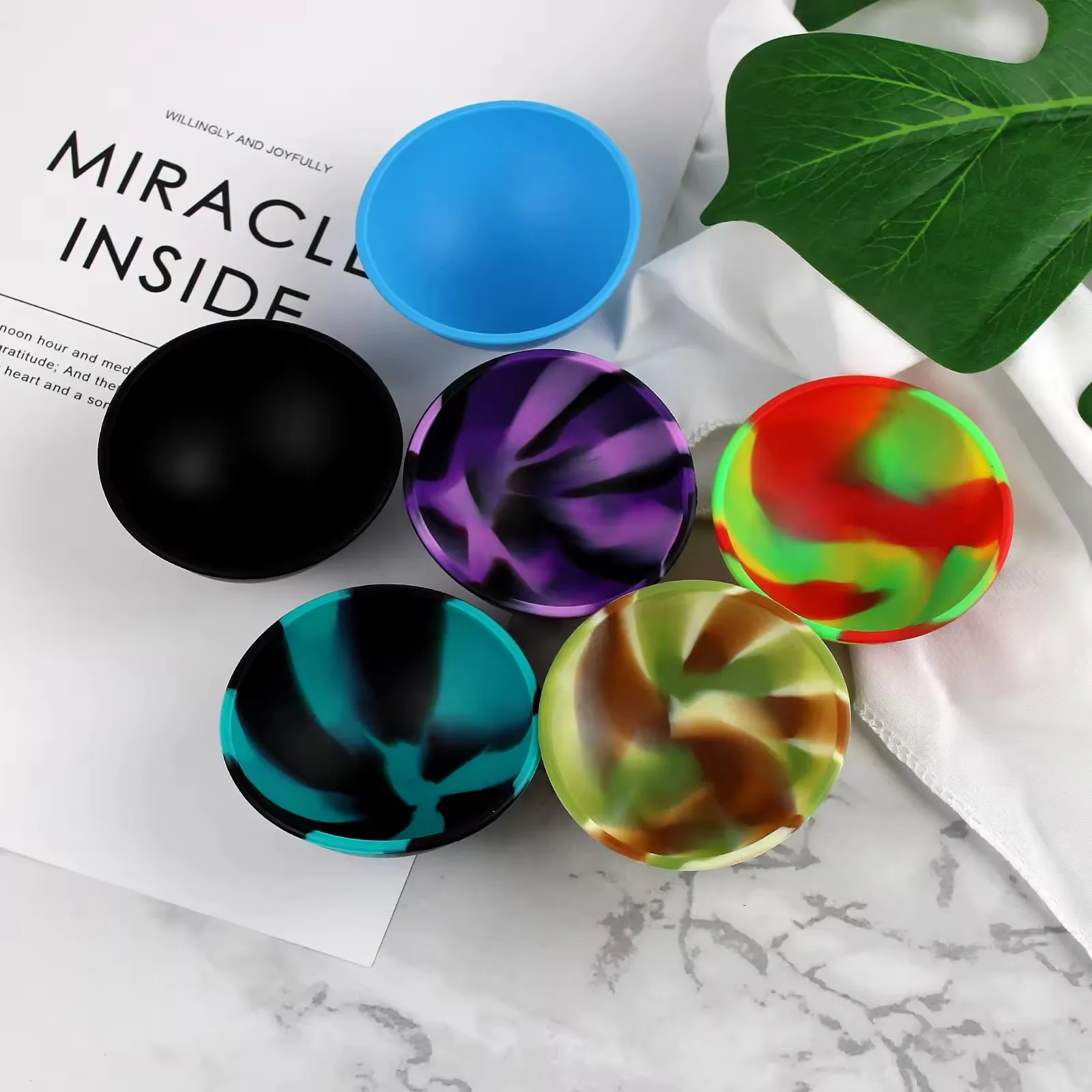 Силиконовая миска для хранения специй