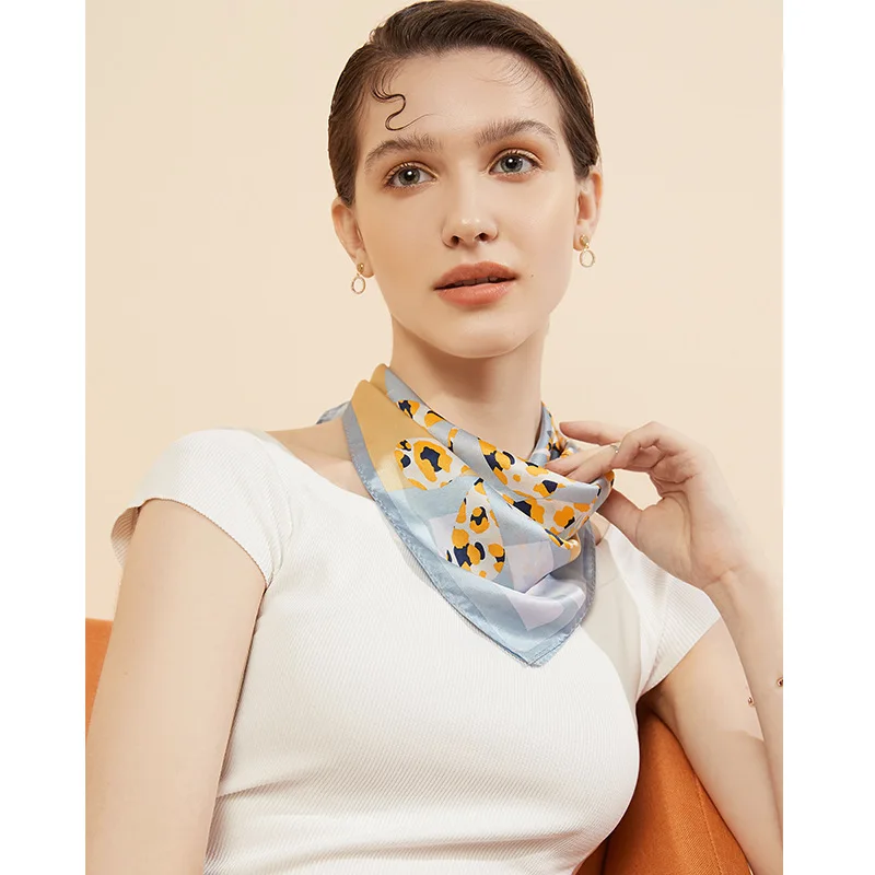 Designer Logo Printed Custom Kerchief Women Printing High Quality Floral Fashion Silk Scarf