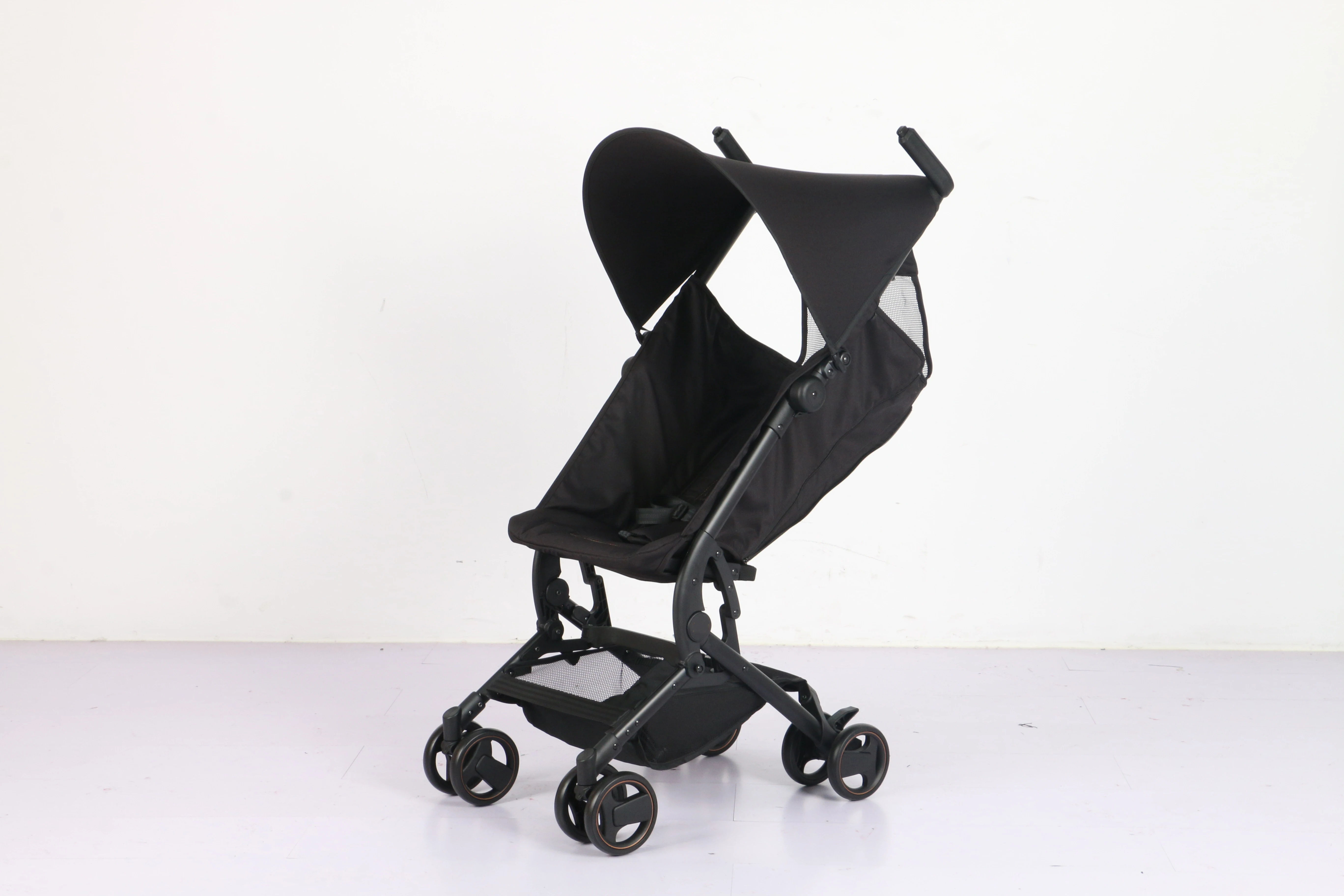 Easy Folding light weight carriage handle Stainless steel foldable portable baby stroller for 2024