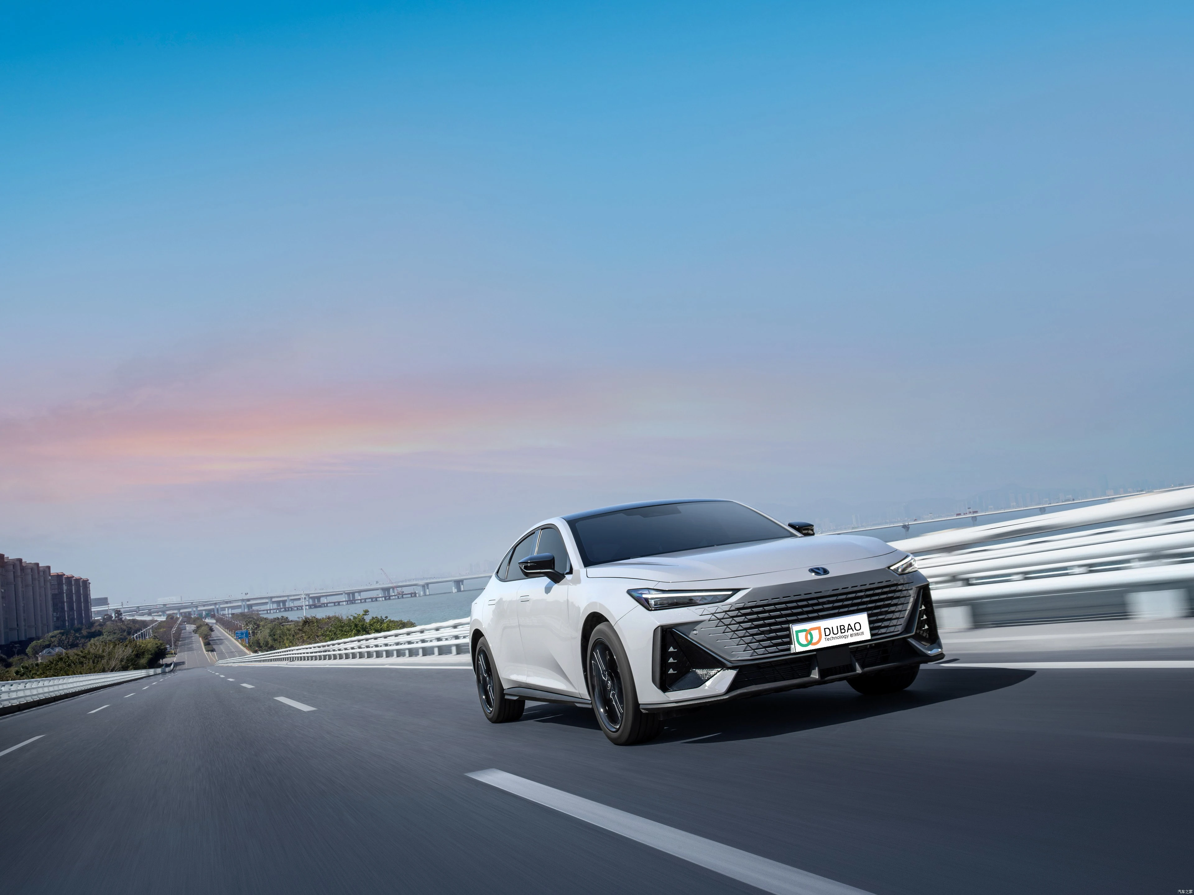 2024 Hybrid Changan UNI-V Car uni v Premium High-End Electric Sunroof Gasoline changan UNIV Car 2023 Idd Hybrid Suv