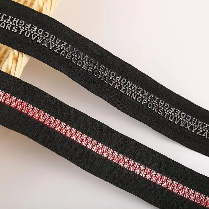 Factory direct sales 5# plastic letter teeth pull down piece open tail zipper for all kinds of fashion clothing home textiles