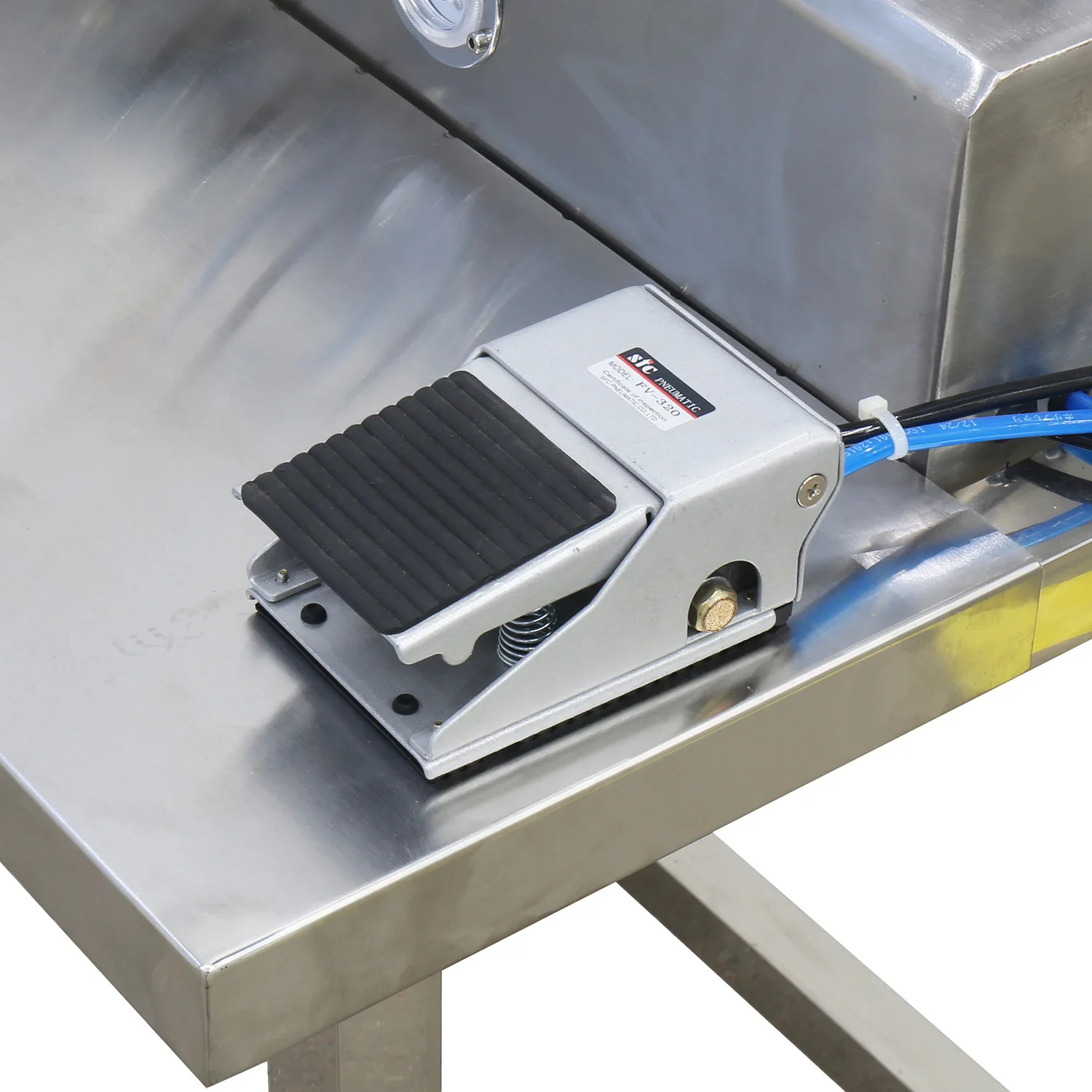 10-100ML Wine Round Bottle  Soft Drinks Beverage Shampoo Olive Oil Liquid Soap Bottle Filling Machine