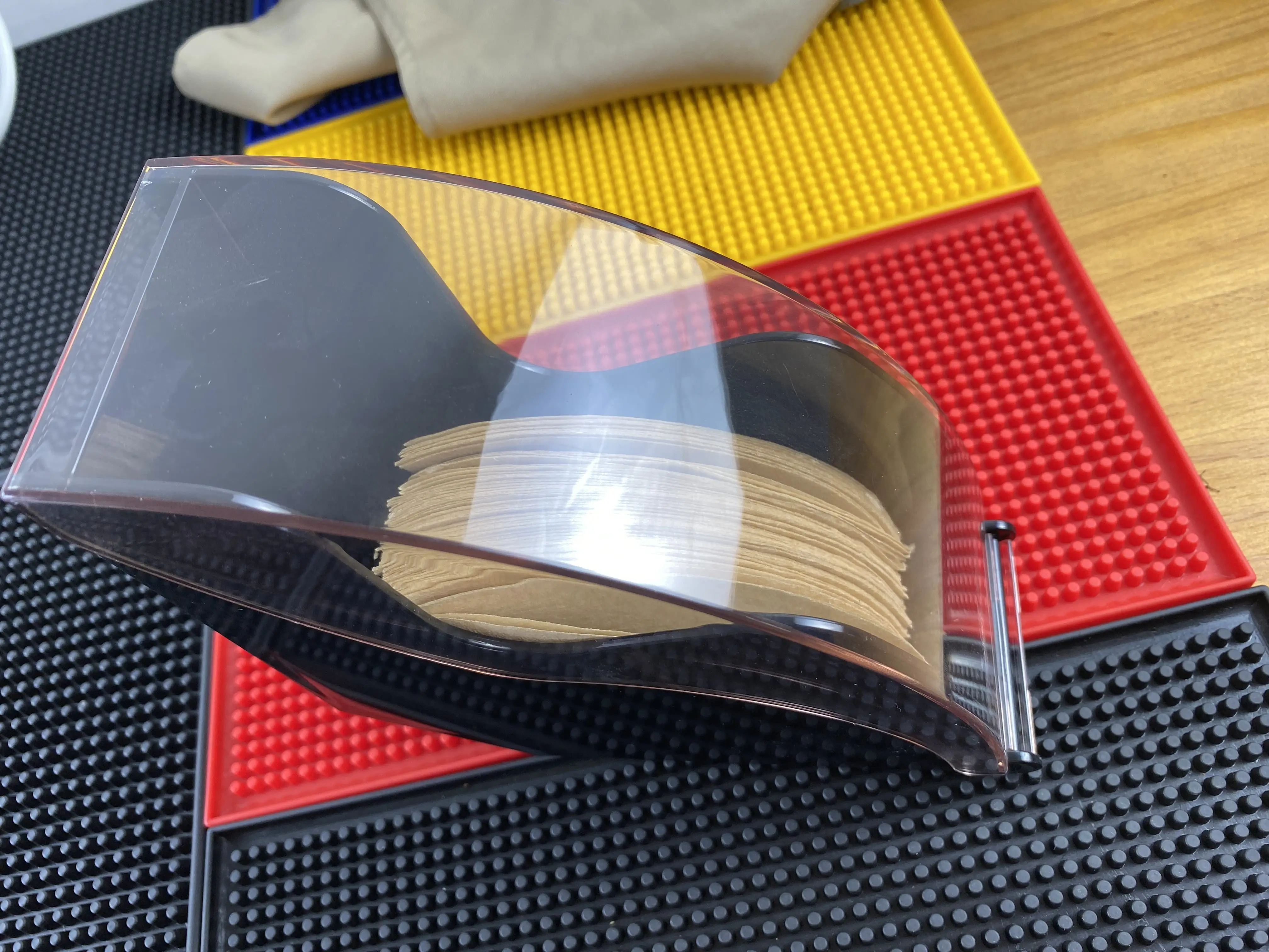 Customized Logo Coffee acrylic filter paper storage box Fan filter paper dust storage box filter paper holder