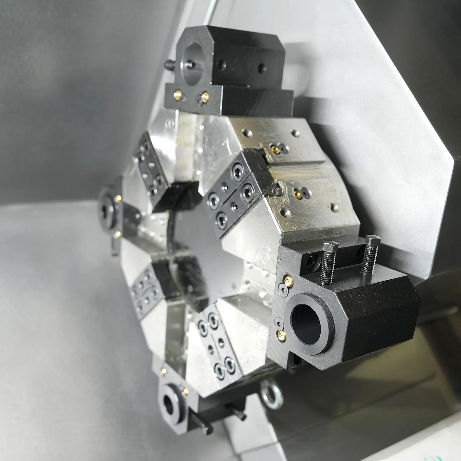 GT DMTG CT40 Slant Bed Lathe Cnc Machine Medium Duty Cnc Lathe Machines Manufacturer China Torno Para Metal Cnc