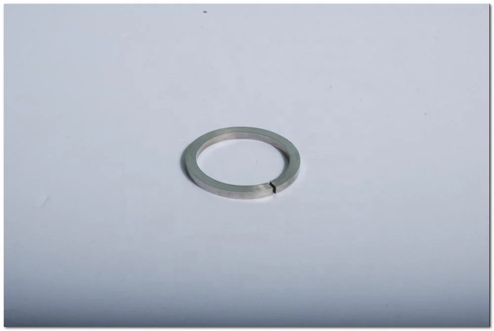 High frequency soft magnetic core with coating