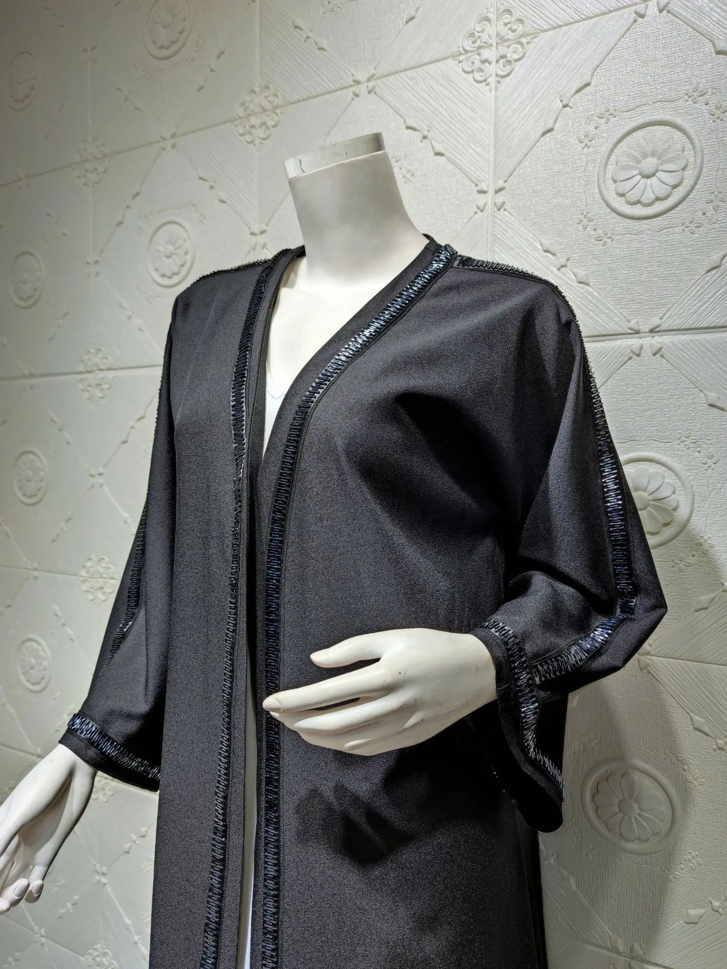 FURUI Black Open Abaya Dress For Muslim Women Islam Clothing Supplier Abaya With Shimmer For Women