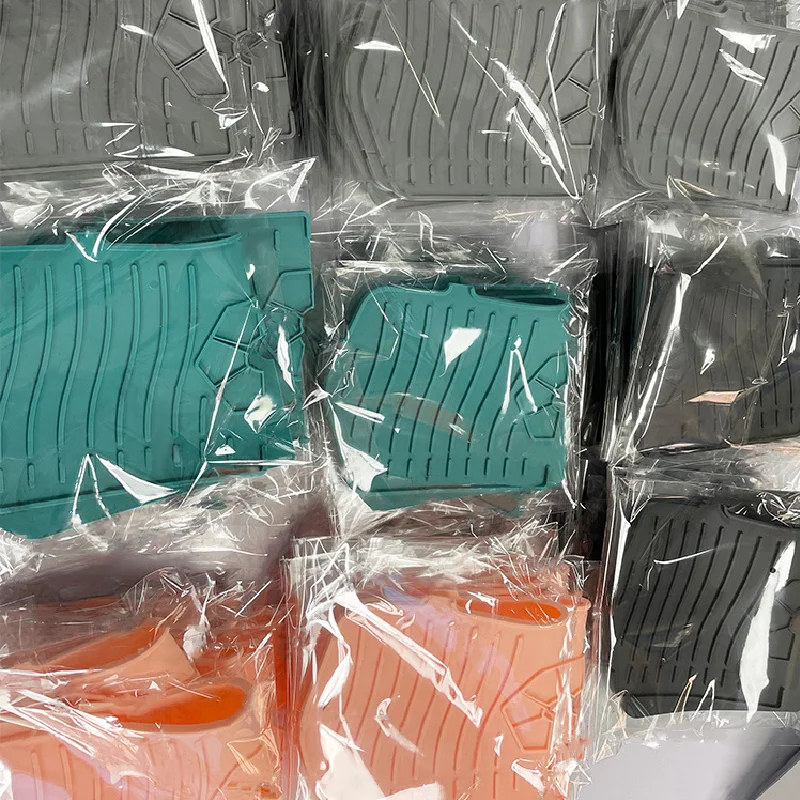 Washable Kitchen Sink Splash Guard Draining Pads Fast Drying Faucet Water Splash Catcher Silicone Faucet Mat For Sink Splash