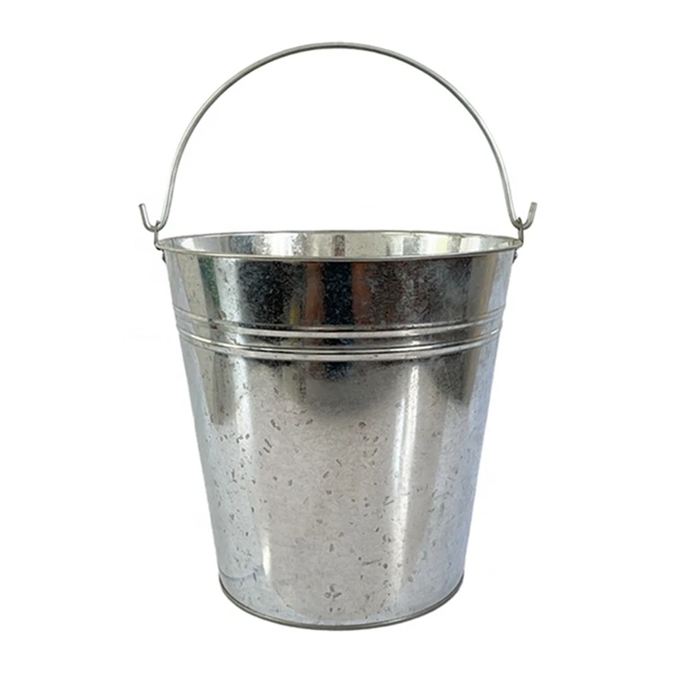 Wholesale customization 8L 0.66kg ice bucket with handle for fishing