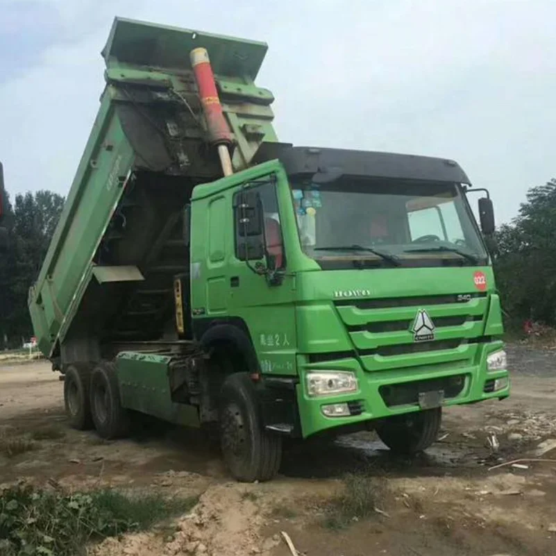
Professional factory sell howo sinotruck second hand trucks at low price 