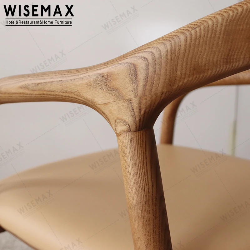 WISEMAX FURNITURE Hot sale antique solid wood chair fabric upholstered dining chair cafe restaurant use elegant wooden chair