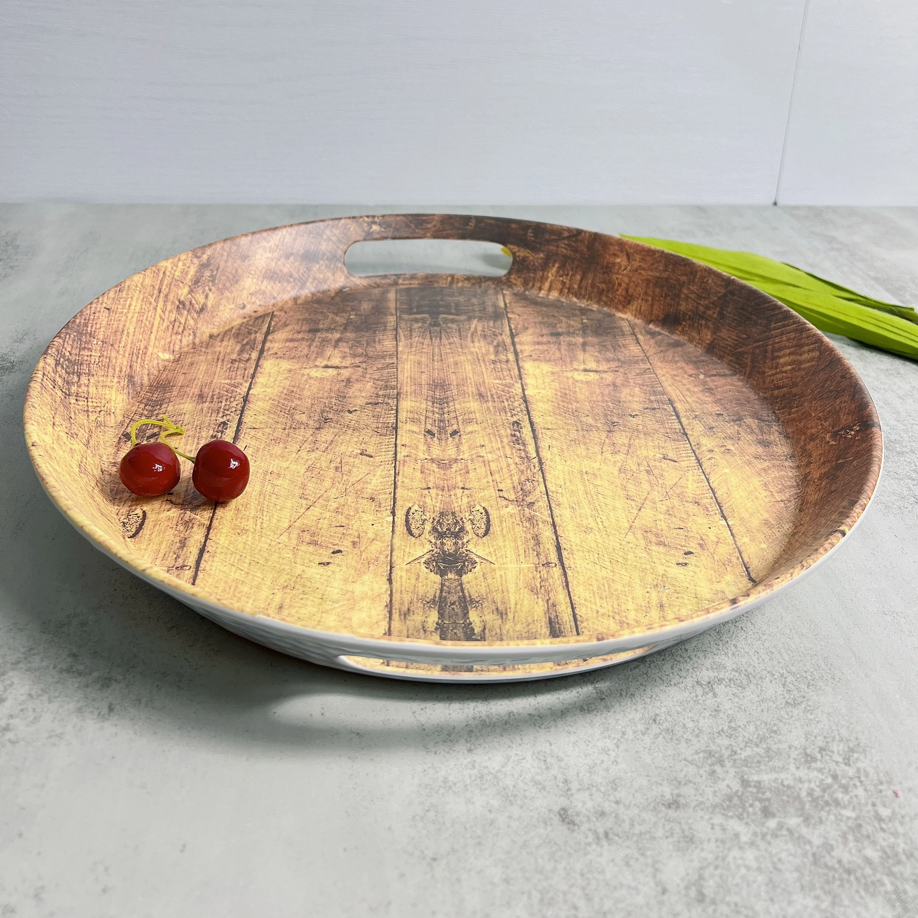 Wholesale melamine  plastic  serving tray handles   round trays  with handle  wooden style print Food grade