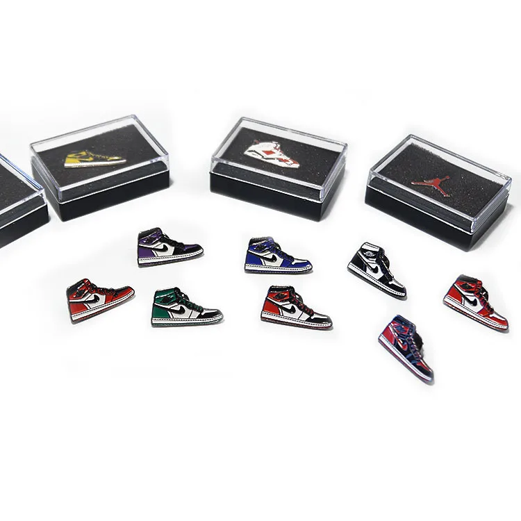 Hot Selling sneakers pins badge souvenirs metal enamel pin couples gifts A J sport pins