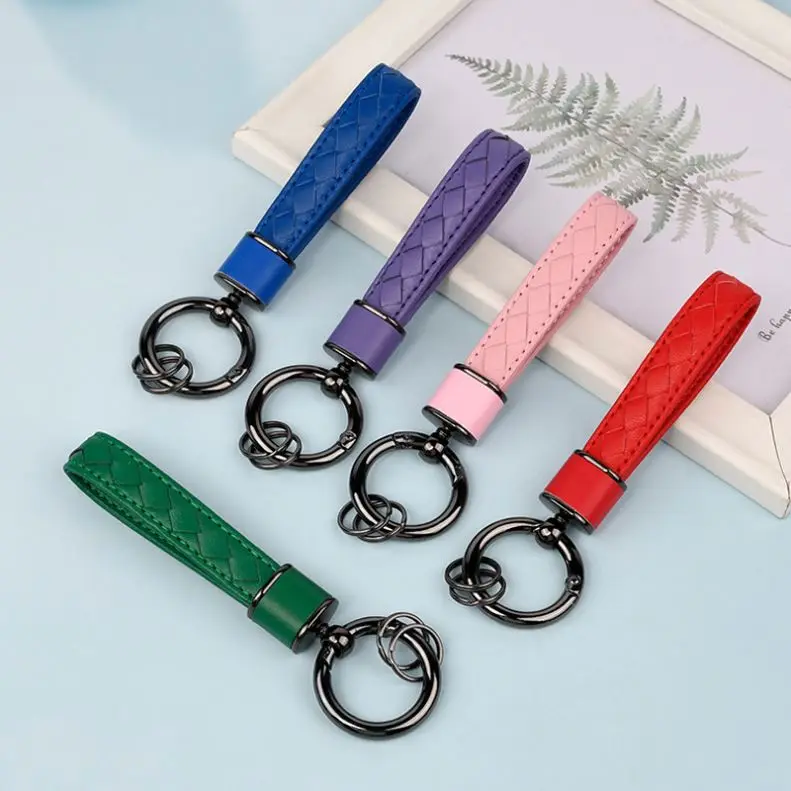Custom Luxury leather Lanyard Metal Key chains key pendant 360 Degree Rotatable with Anti Lost key keyring Car leather Keychains