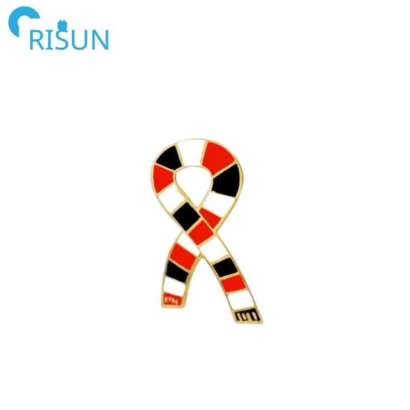 Manufacturer Metal Scarf Pin Custom Enamel Gold Plated Football Scarf Pin Badge Customized Foot Ball Team Logo Lapel Pin