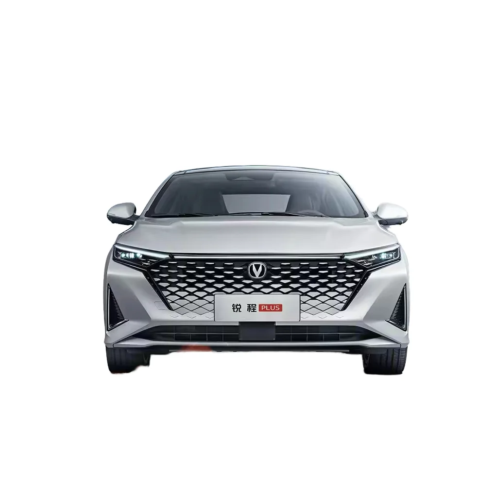 Просторный и удобный китайский семейный седан новые автомобили Changan RAETON PLUS