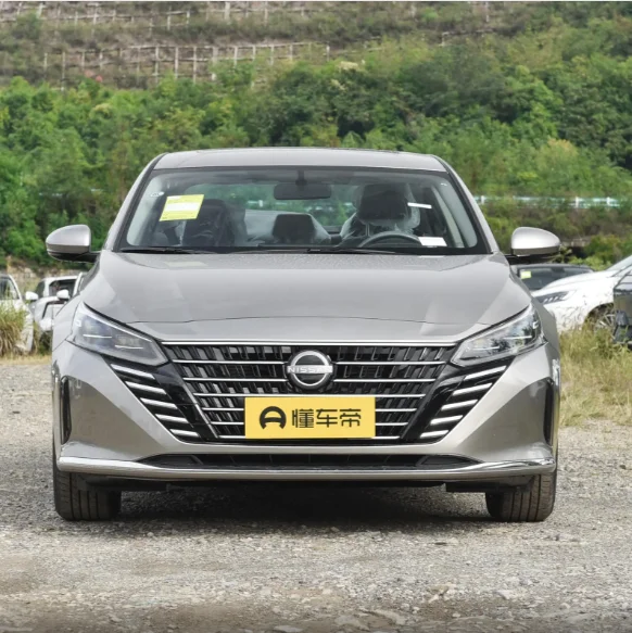 Nissan Altima доступная высокопроизводительная лидер продаж модель со скидкой роскошный в наличии большой запас пассажирский автомобиль для взрослых б/у