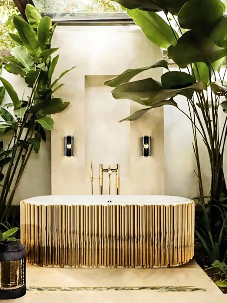 Modern Luxury Simple Bathtub Furniture Gold Stainless Steel Oval Soaking Tub Freestanding Acrylic Bathtub Space-Saving Bathroom