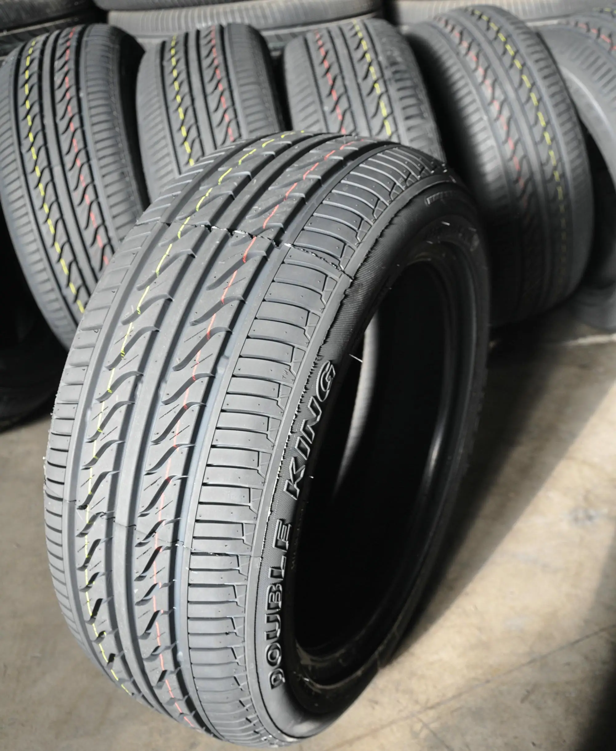
205/65R15 hot sale high quality tyre in best competitive price Double king brand PCR Tyre 