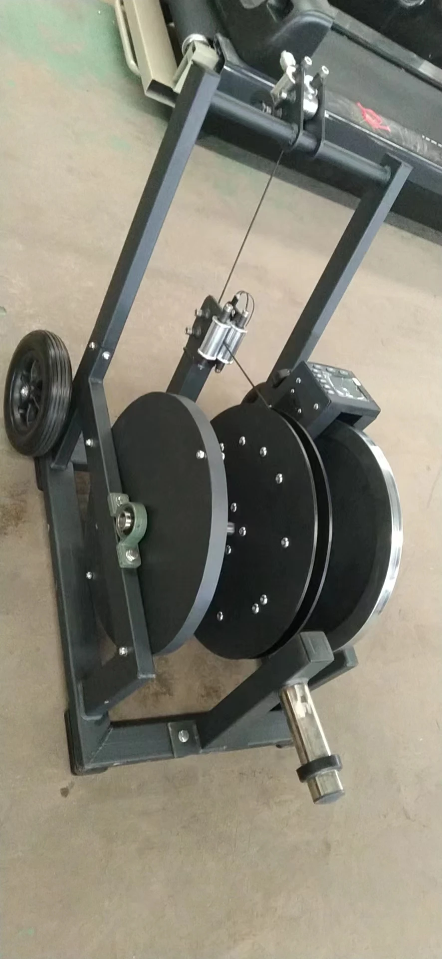 Resistance training cardio strength machine for endurance explosive power training